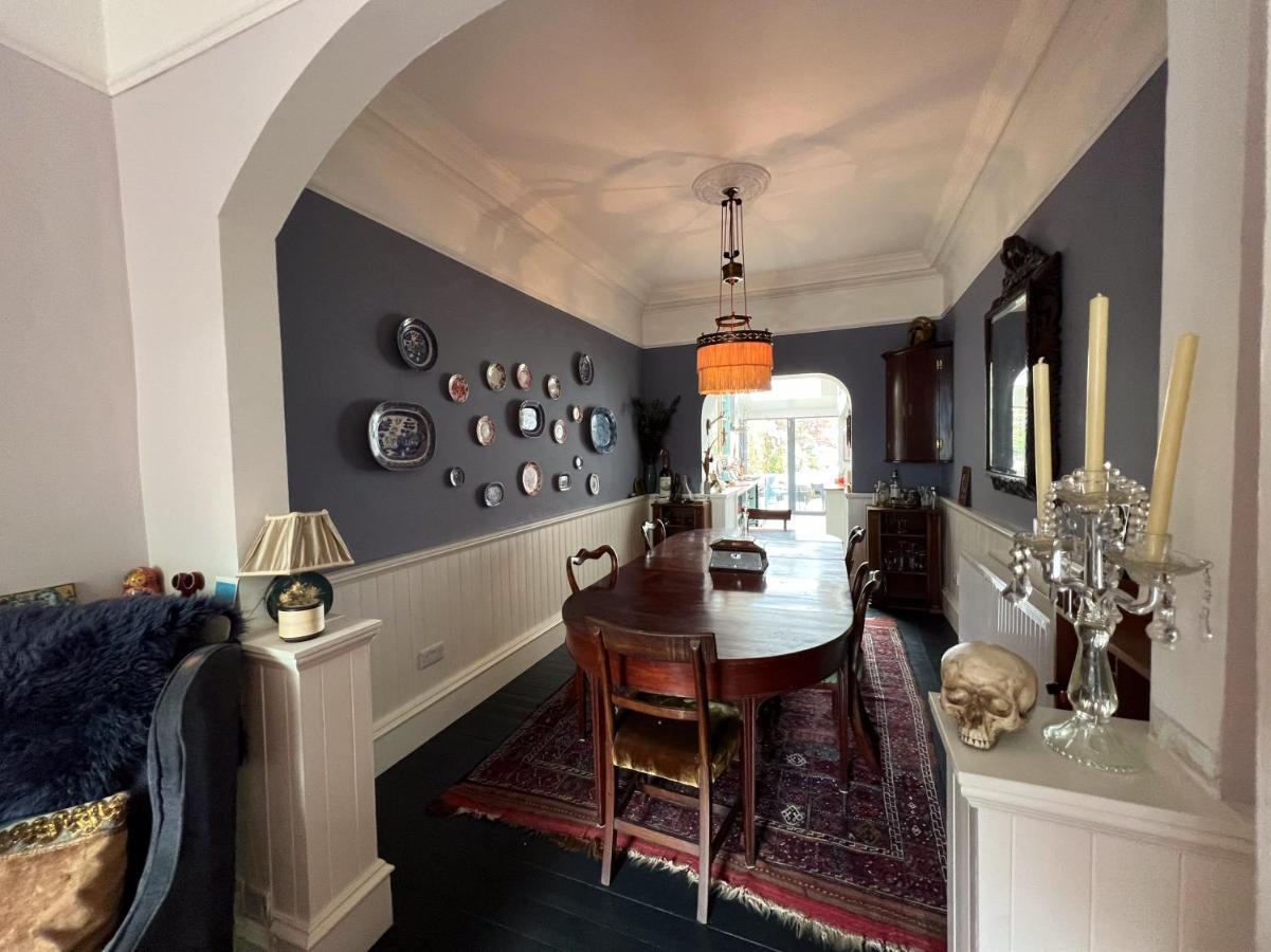Вілла Unique Townhouse With Large Garden Down To The Sea Killough Екстер'єр фото