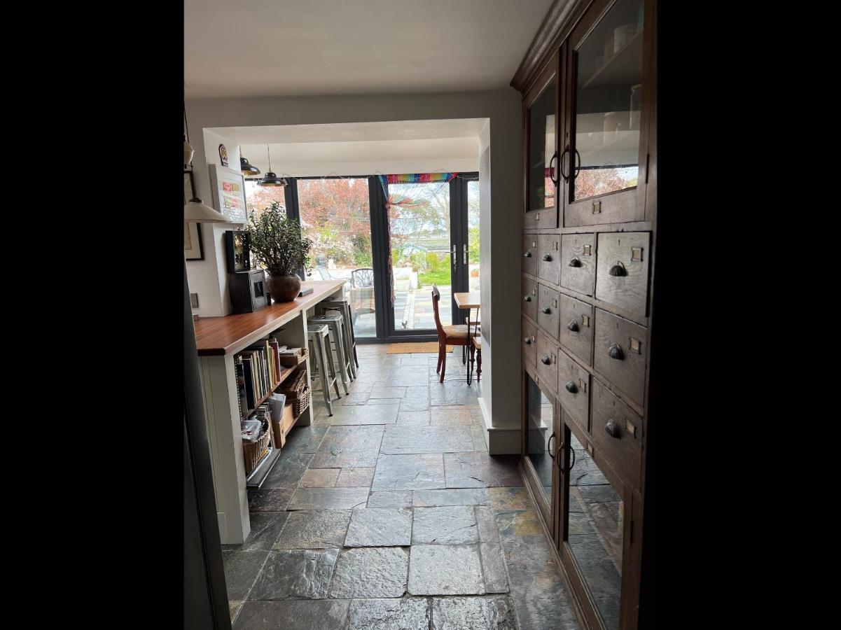Вілла Unique Townhouse With Large Garden Down To The Sea Killough Екстер'єр фото